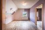 Einfamilienhaus mit XXL-Garten & Ausbaupotenzial: Gestalte dein Familienglück in Güllesheim! - Einfamilienhaus Güllesheim | Angebot:26863658
